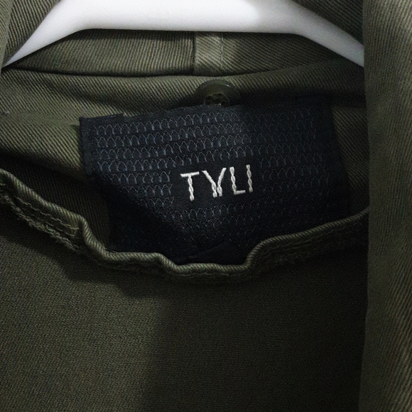 Tyli size L army green beaded trench coat - Picture 7 of 9